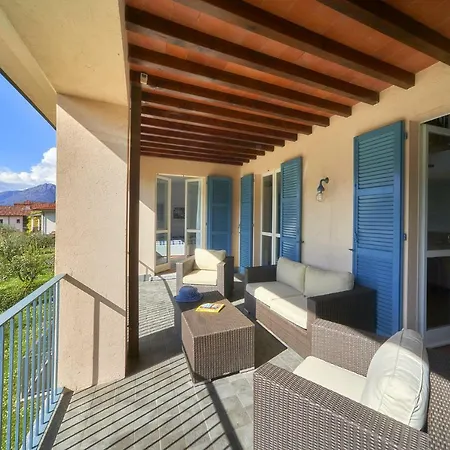 Breezeway *